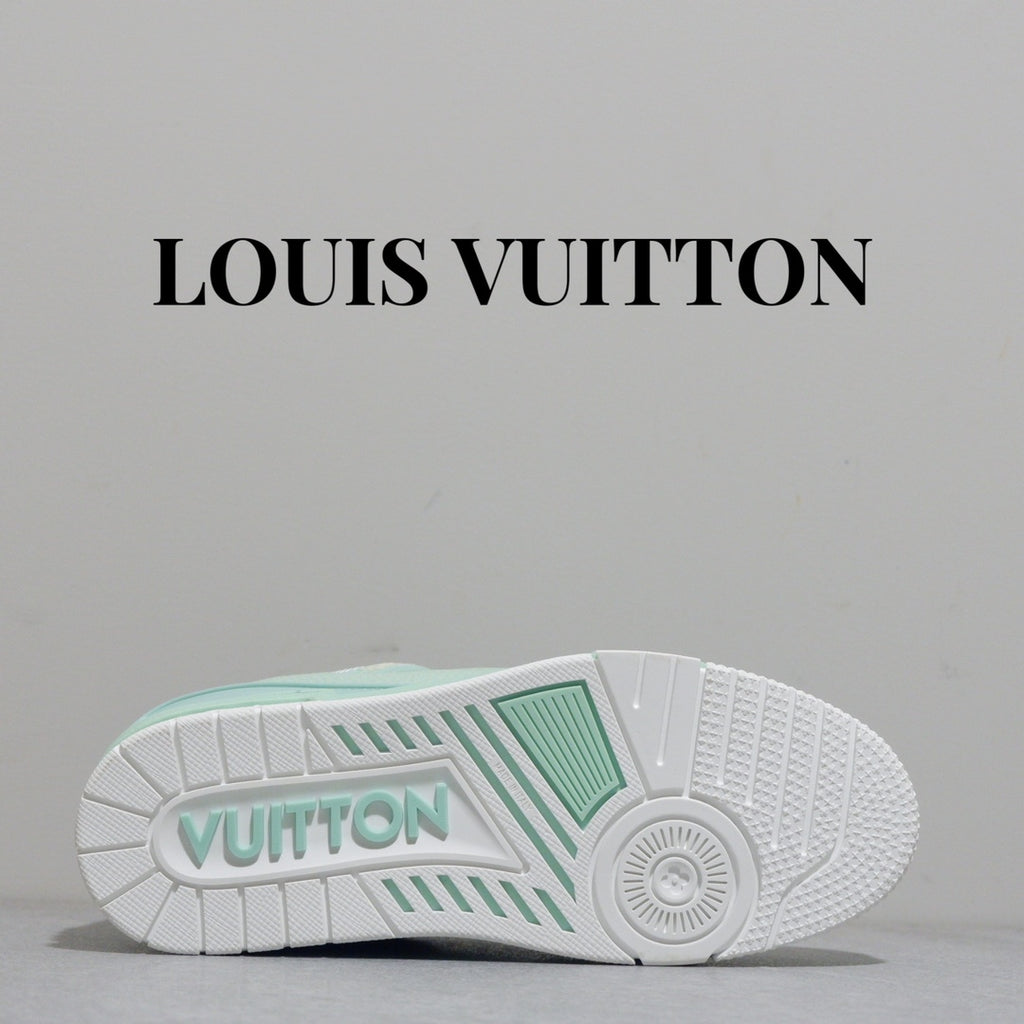 Louis Vuitton Sneaker #5182