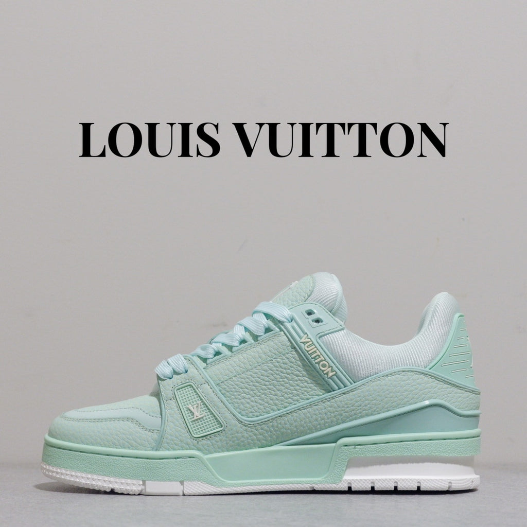 Louis Vuitton Sneaker #5182