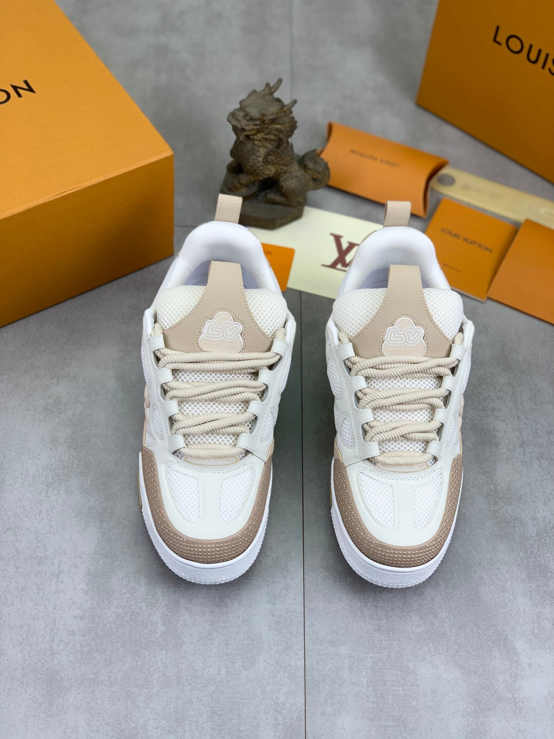 Louis Vuitton Sneaker #5271