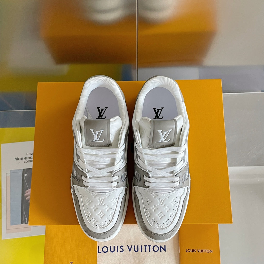 Louis Vuitton Sneaker #5209