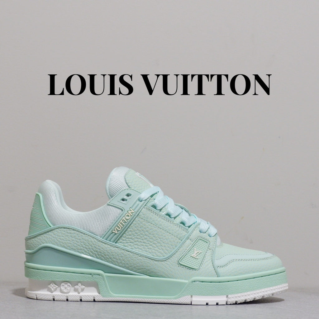 Louis Vuitton Sneaker #5182