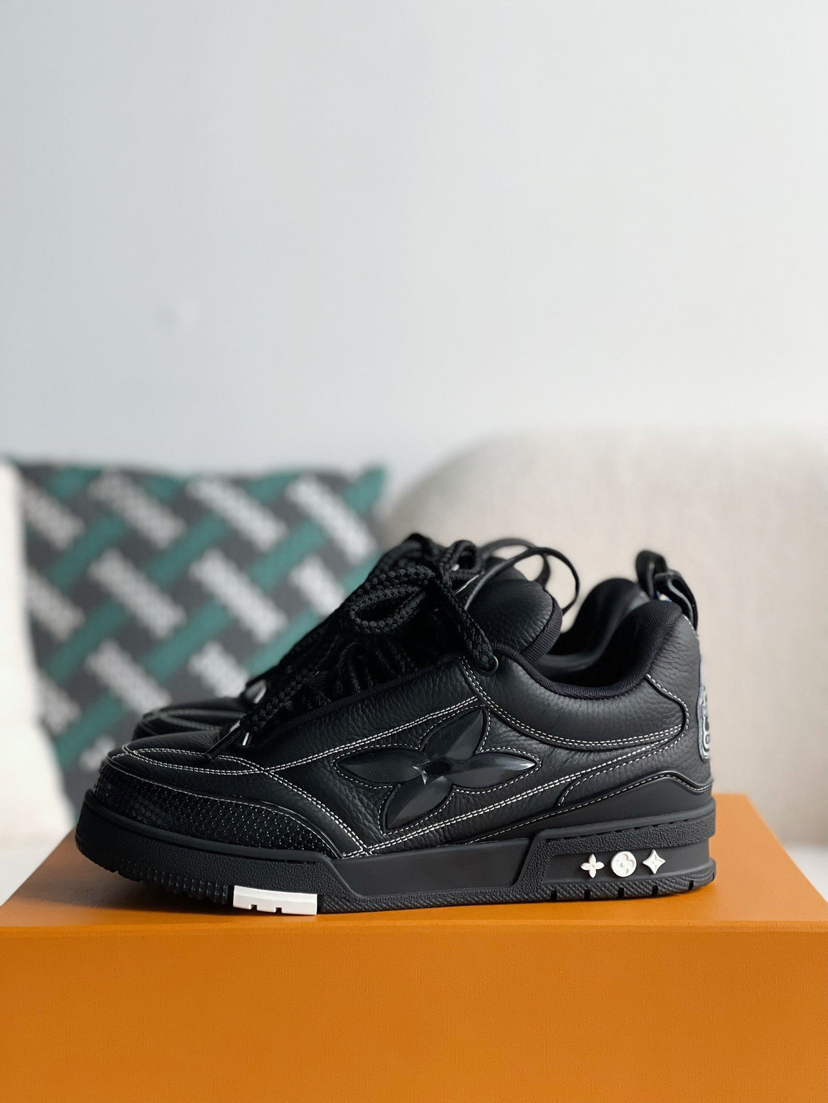 Louis Vuitton Sneaker #5153
