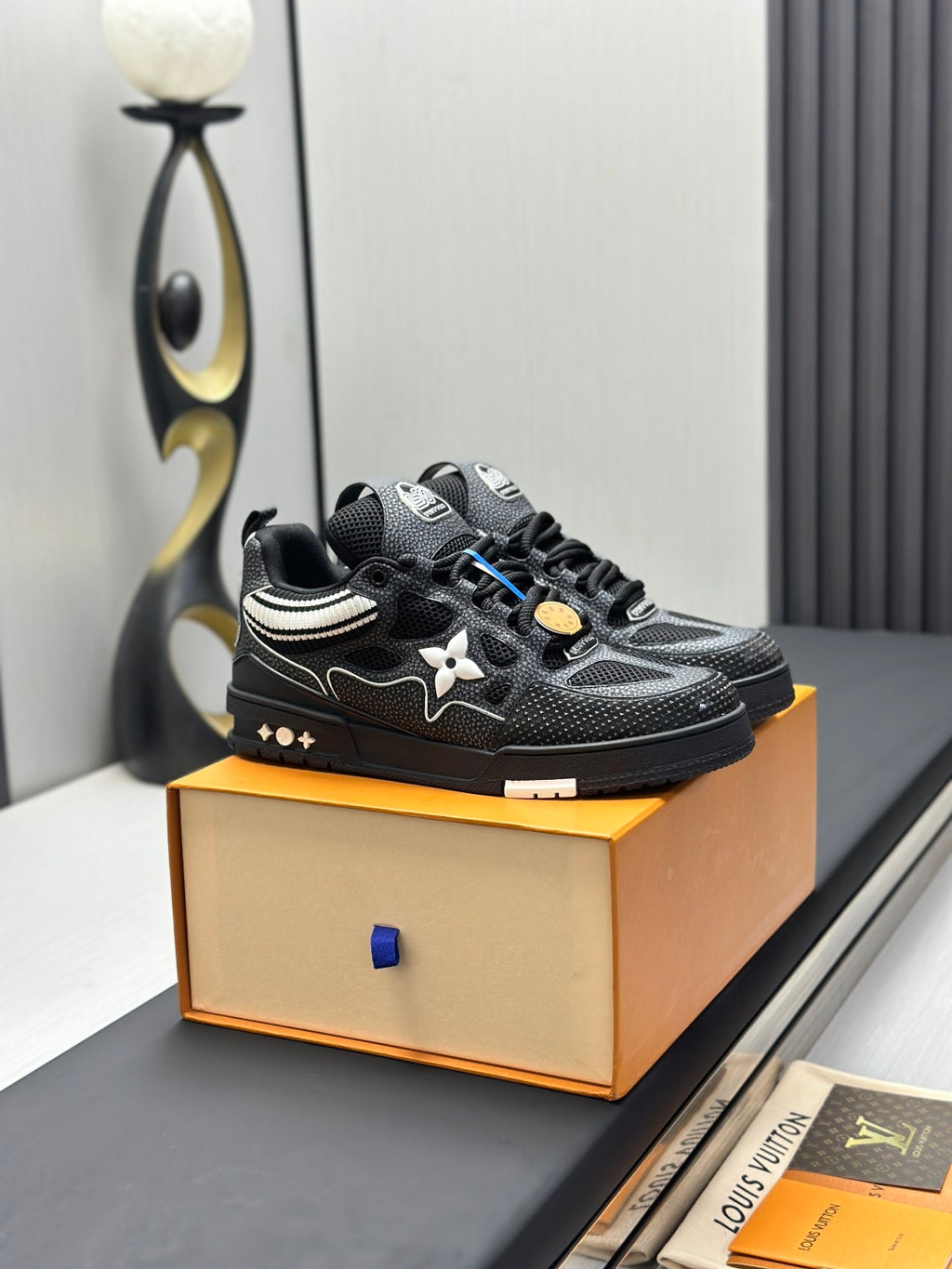 Louis Vuitton Sneaker #5260