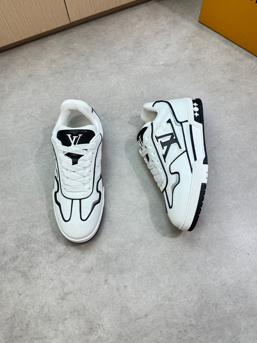 Louis Vuitton Sneaker #5276