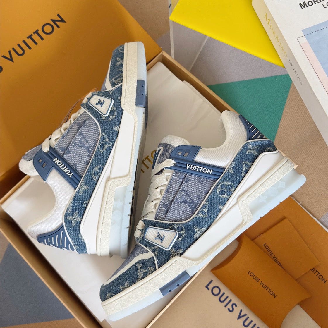 Louis Vuitton Sneaker #5247