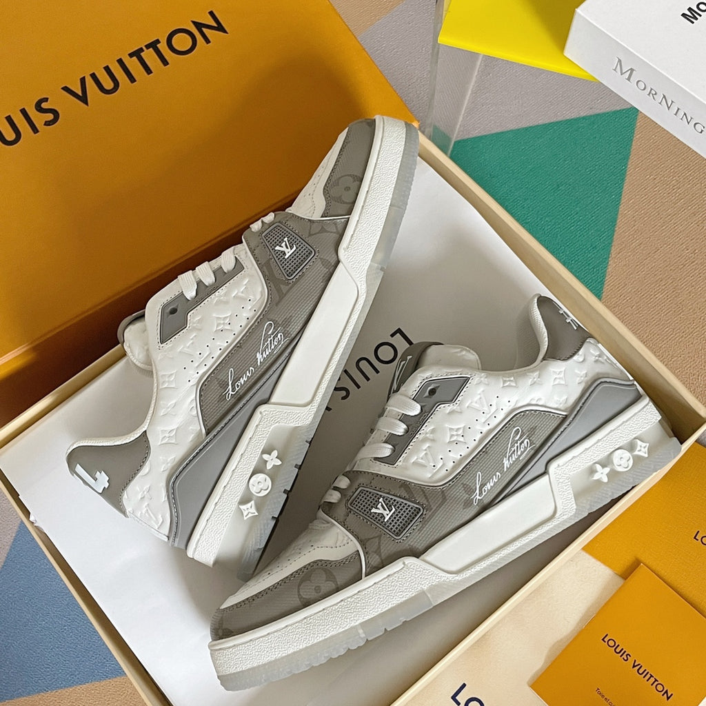 Louis Vuitton Sneaker #5209
