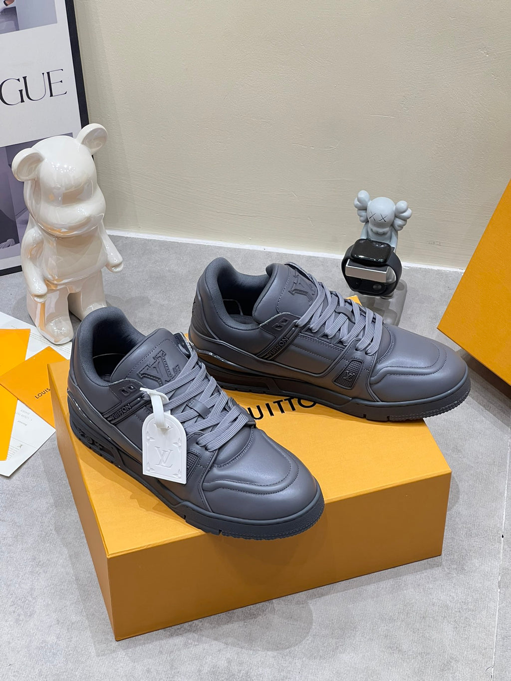 Louis Vuitton Sneaker #5205 - 2