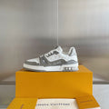 Louis Vuitton Sneaker #5209