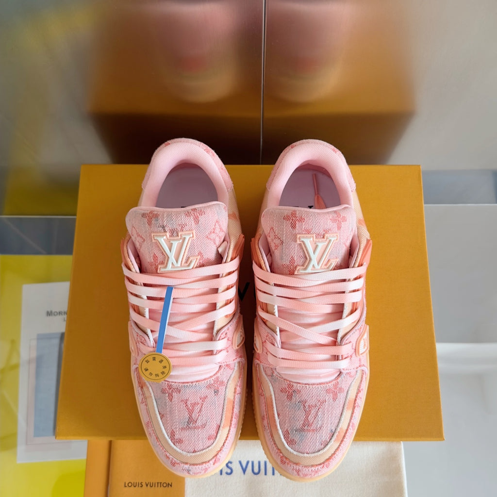 Louis Vuitton Sneaker #5219