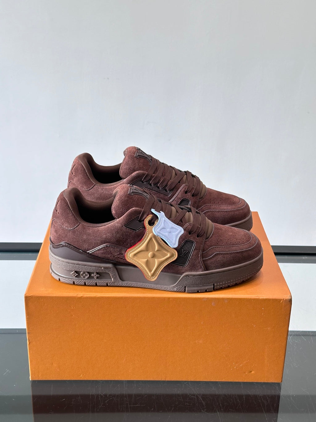 Louis Vuitton Sneaker #5027 - vista 1
