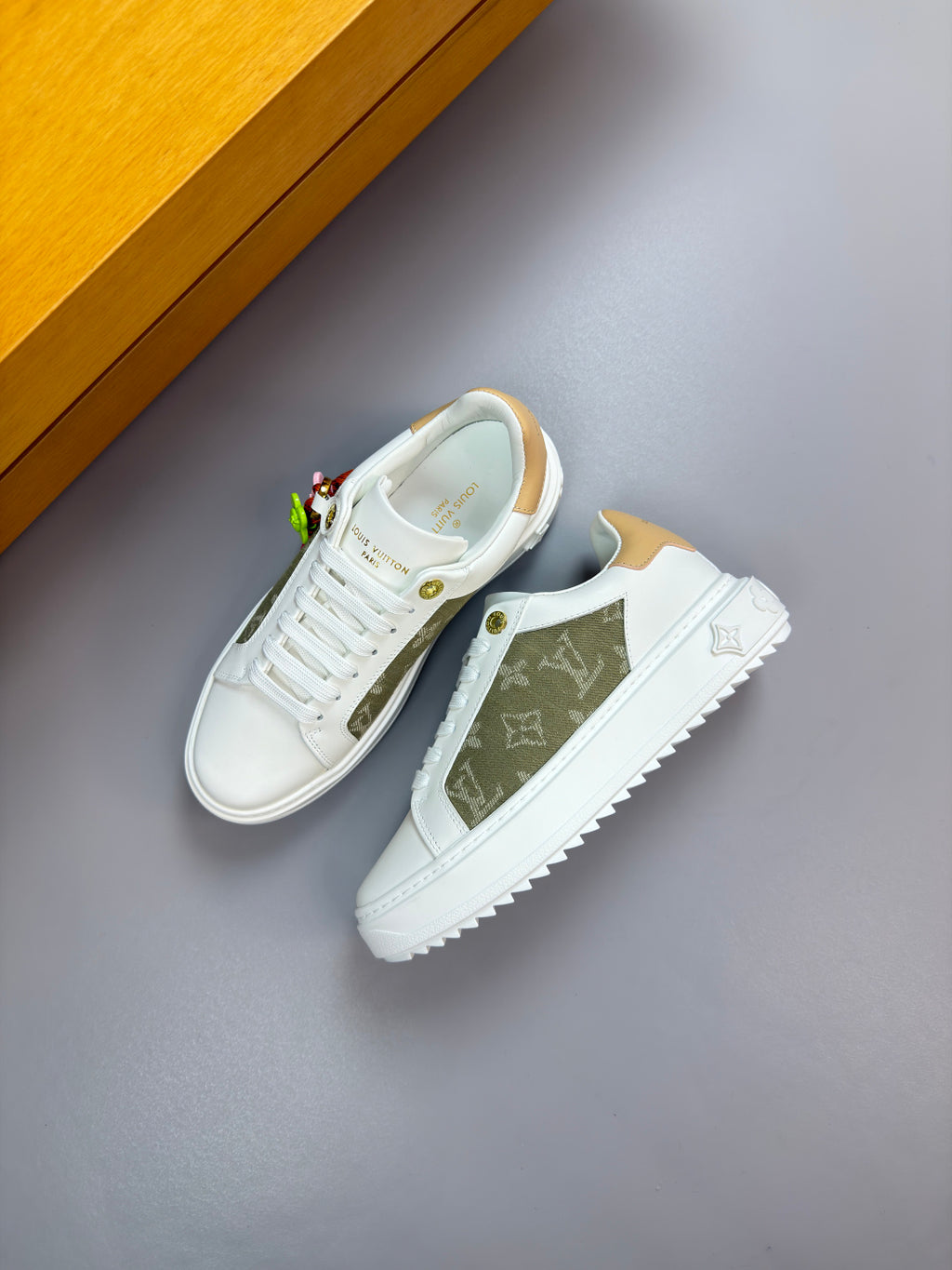 Louis Vuitton Sneaker #5081