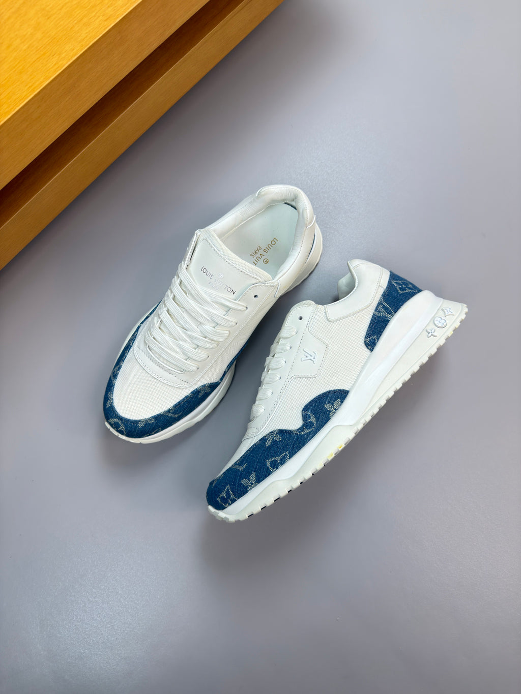 Louis Vuitton Sneaker #5102