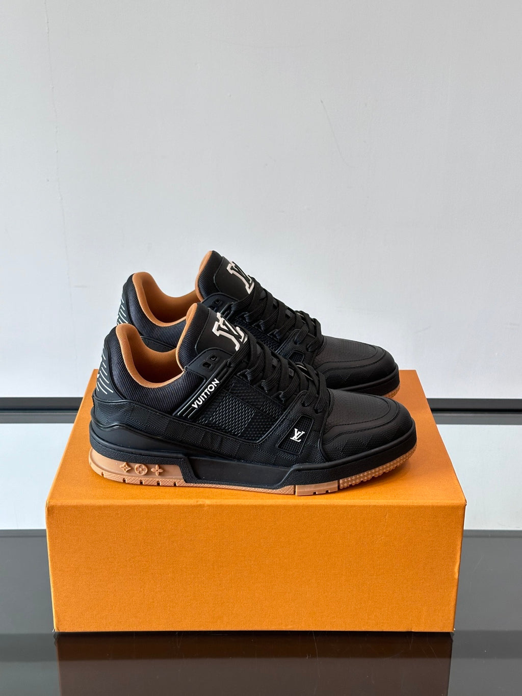 Louis Vuitton Sneaker #5120 - vista 1
