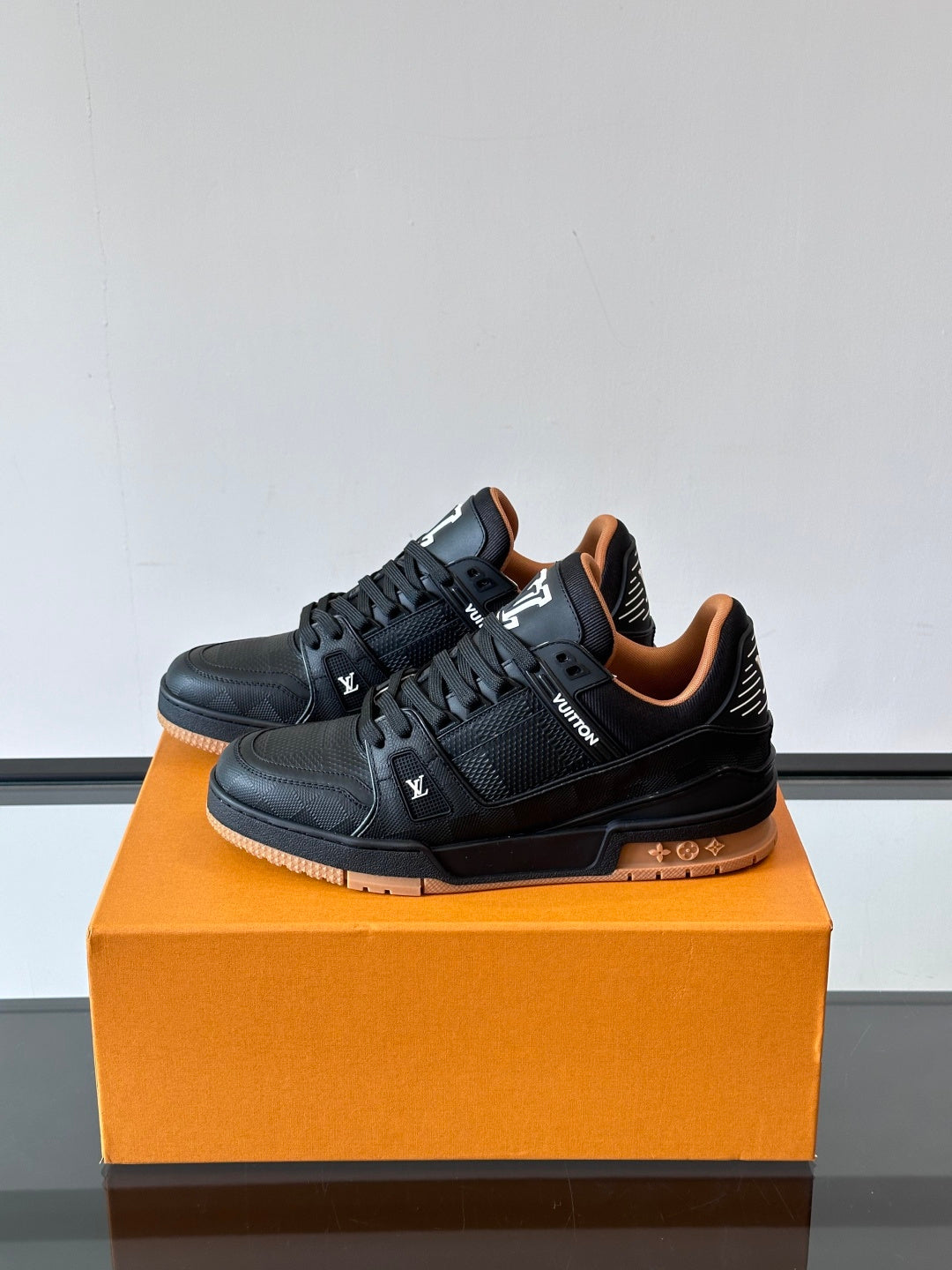Louis Vuitton Sneaker #5120 - vista 3