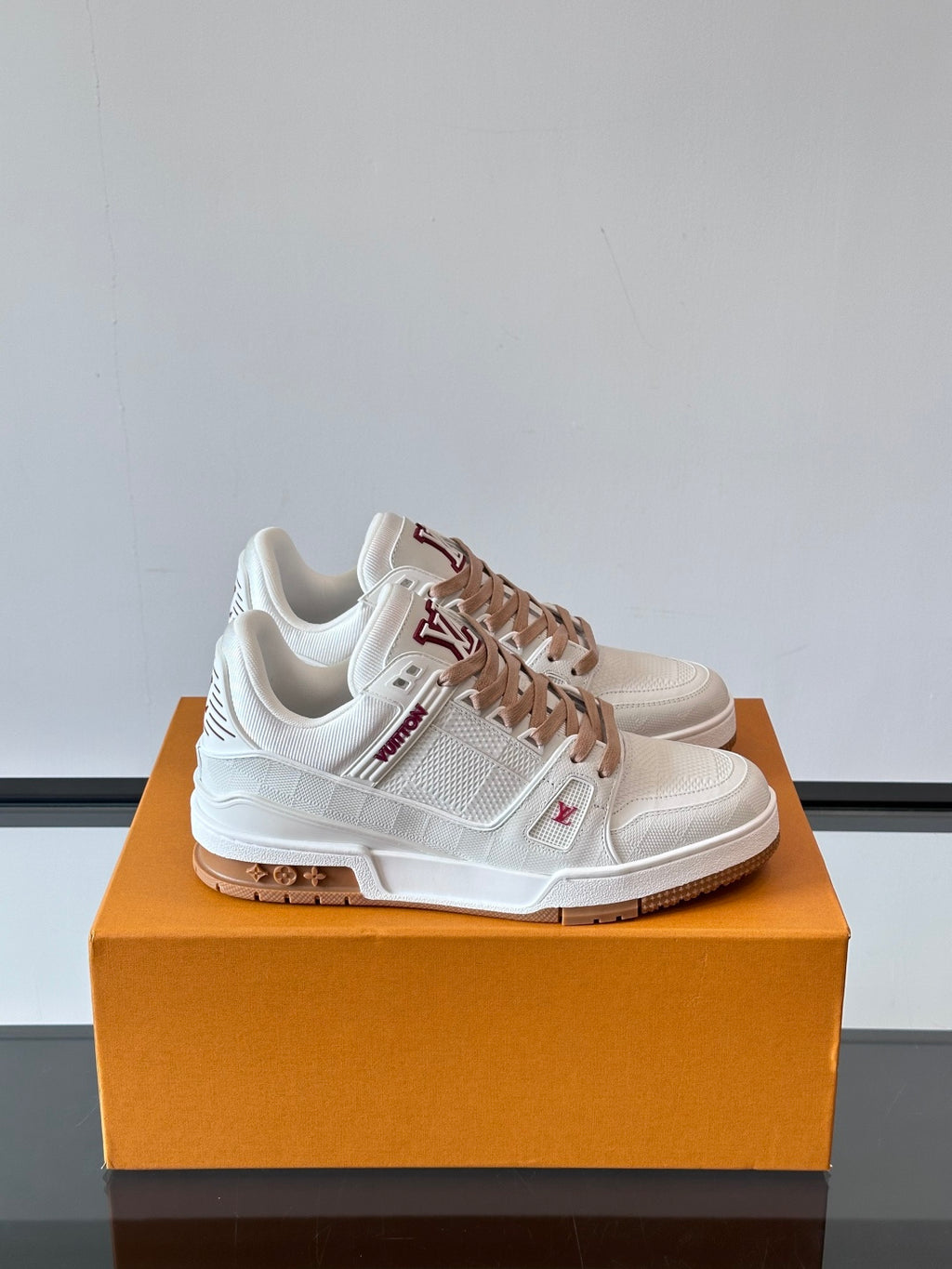Louis Vuitton Sneaker #5122 - vista 1