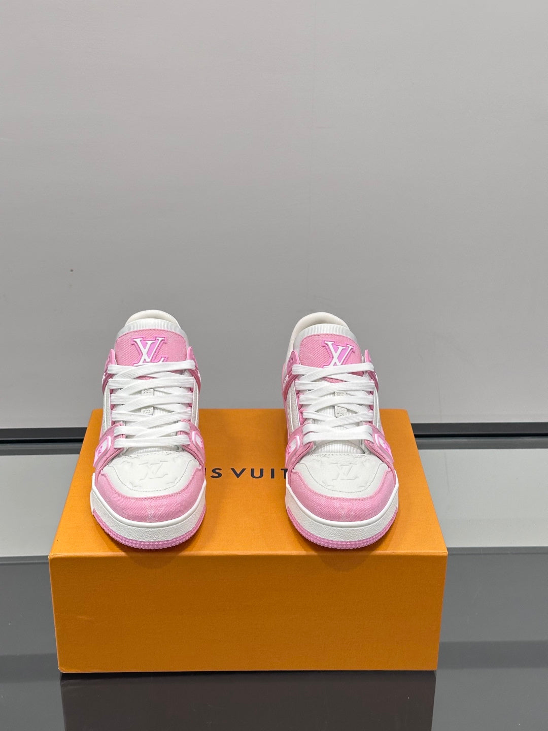 Louis Vuitton Sneaker #5128 - vista 2