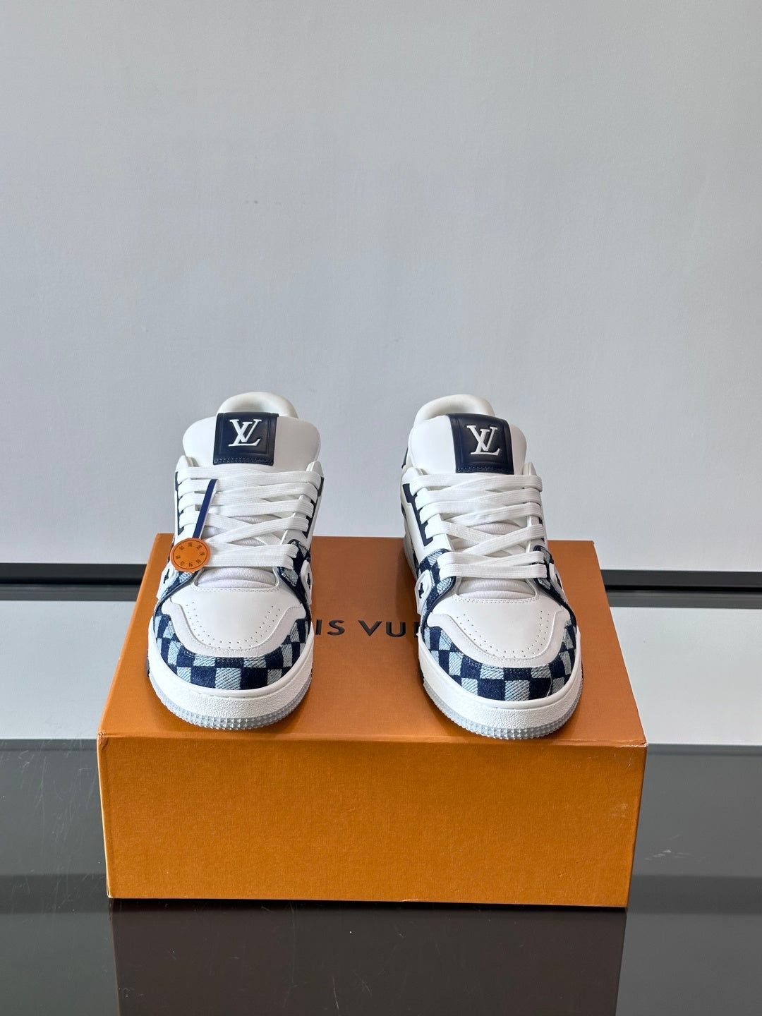Louis Vuitton Sneaker #5139