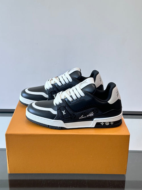 Louis Vuitton Sneaker #5013 - vista 2