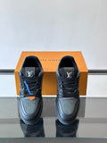 Louis Vuitton Sneaker #5023 - vista 1